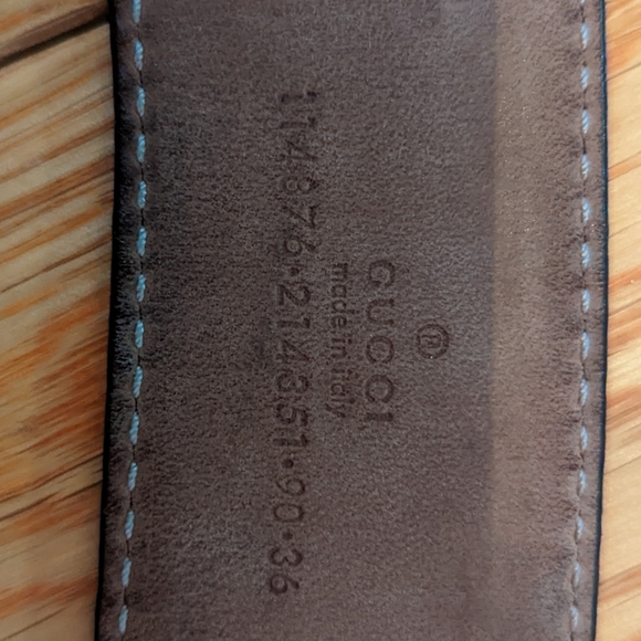 Gucci Signature Belt - Picture 2 of 4